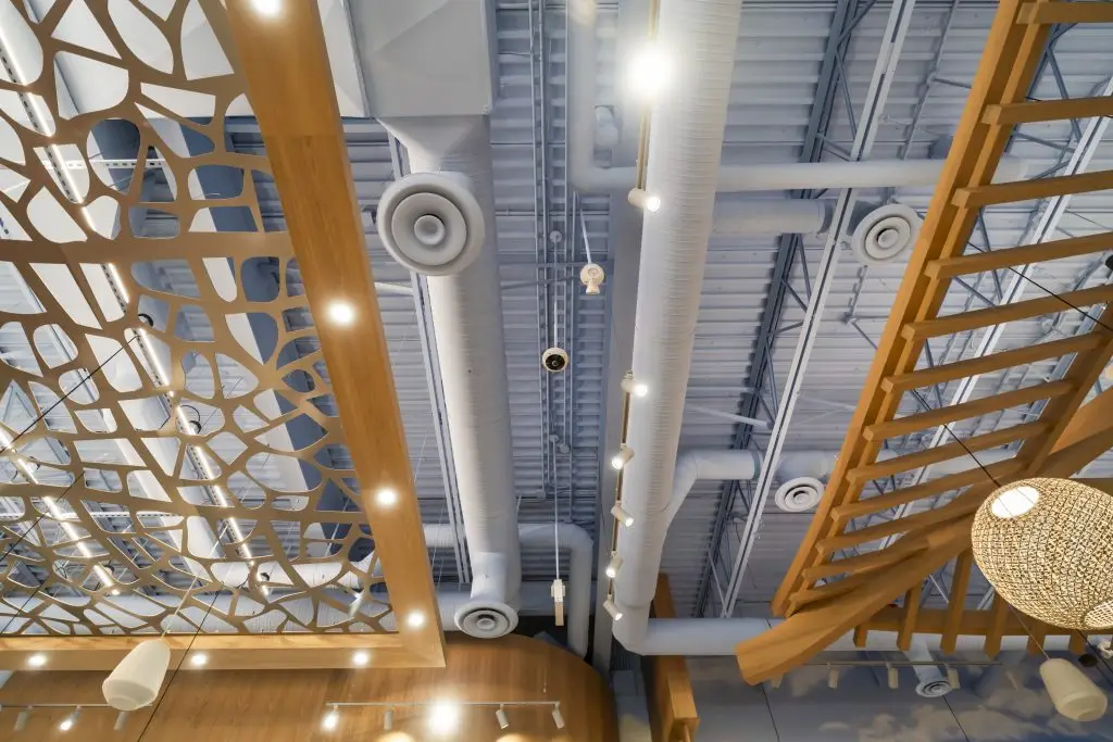 DSC01443 Restaurant Industry Kinjo South Common ceiling camera